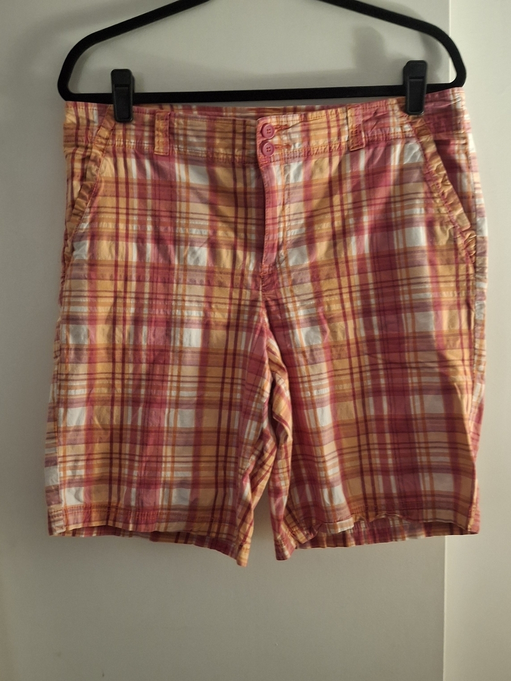 Faded Glory Women's Plaid Stretch Shorts in Yellow & Pink